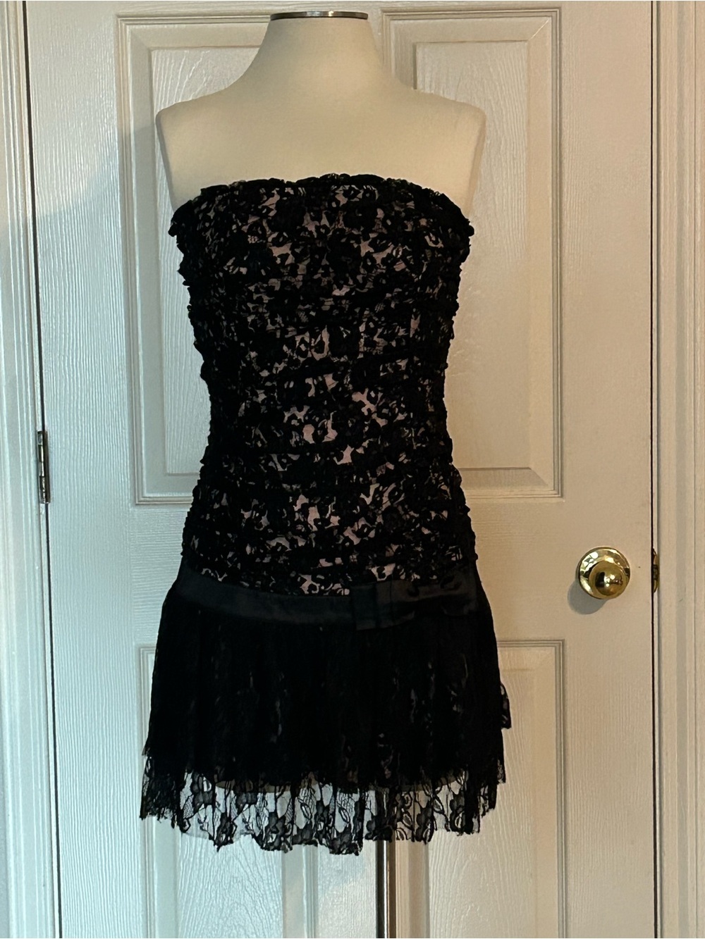 Double Zero Black Lace Strapless Mini Dress